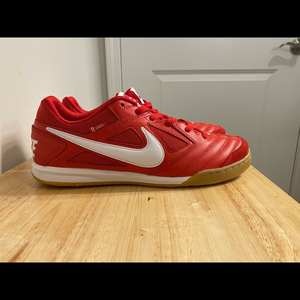 NEW Size 11 - Nike SB Gato University Red (RARE)